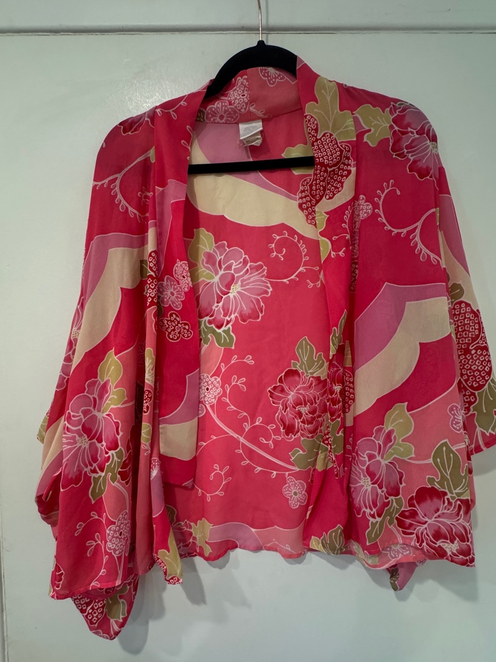 Natori Pink Floral Short Kimono Robe - Picture 4 of 6